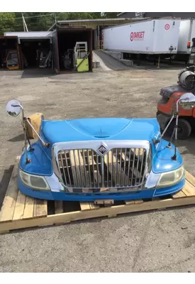 INTERNATIONAL 4400 Hood