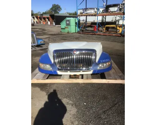 INTERNATIONAL 4400 Hood