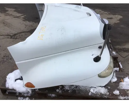 INTERNATIONAL 4400 Hood