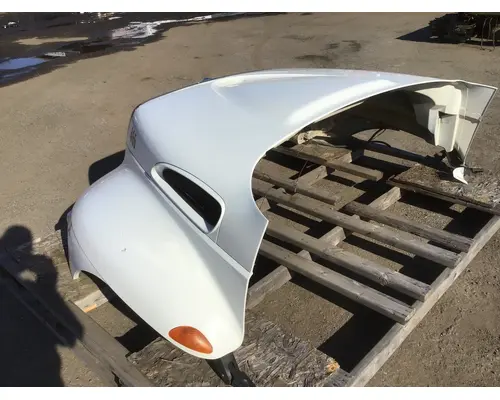 INTERNATIONAL 4400 Hood