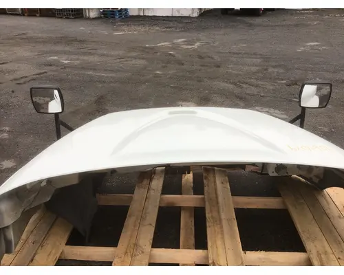 INTERNATIONAL 4400 Hood