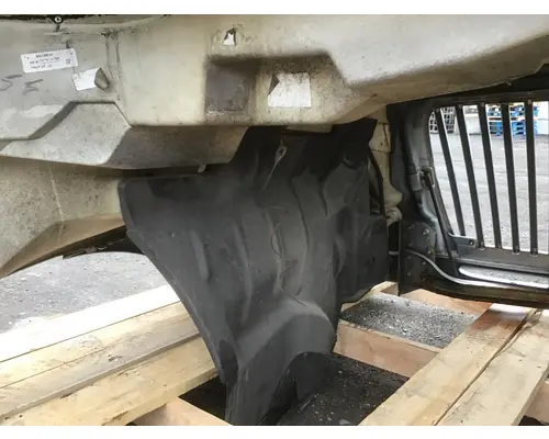 INTERNATIONAL 4400 Hood