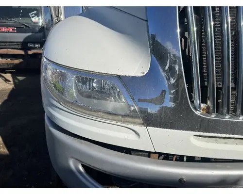 INTERNATIONAL 4400 Hood