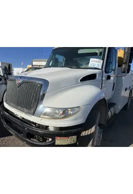 INTERNATIONAL 4400 Hood