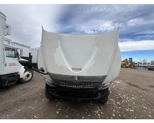 INTERNATIONAL 4400 Hood