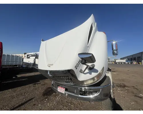 INTERNATIONAL 4400 Hood