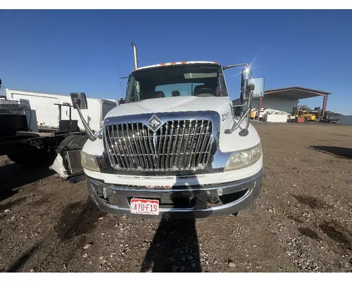 INTERNATIONAL 4400 Hood