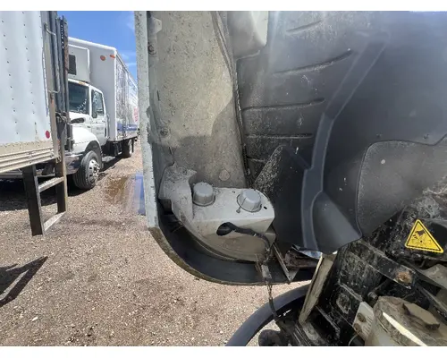 INTERNATIONAL 4400 Hood