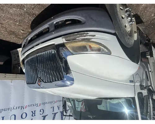 INTERNATIONAL 4400 Hood