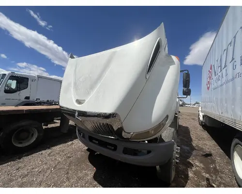 INTERNATIONAL 4400 Hood