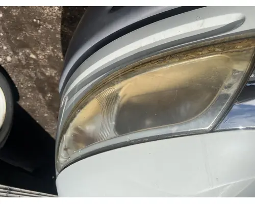 INTERNATIONAL 4400 Hood