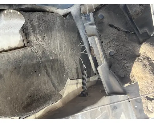 INTERNATIONAL 4400 Hood
