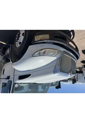 INTERNATIONAL 4400 Hood