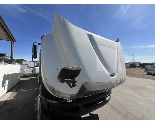 INTERNATIONAL 4400 Hood