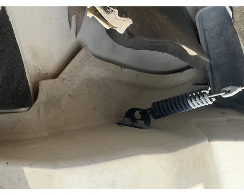 INTERNATIONAL 4400 Hood