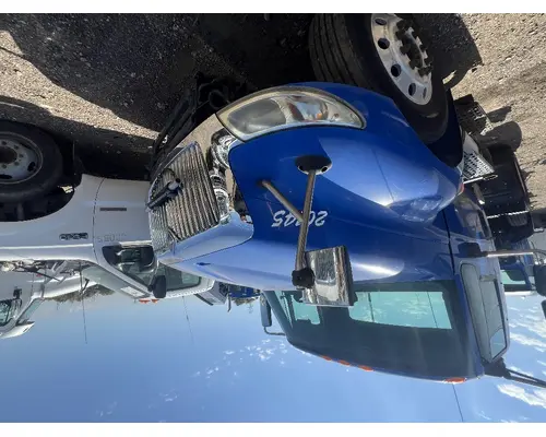 INTERNATIONAL 4400 Hood