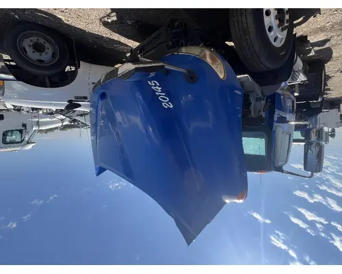 INTERNATIONAL 4400 Hood