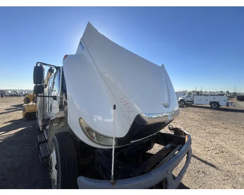 INTERNATIONAL 4400 Hood