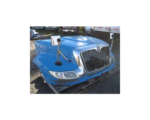 INTERNATIONAL 4400 Hood