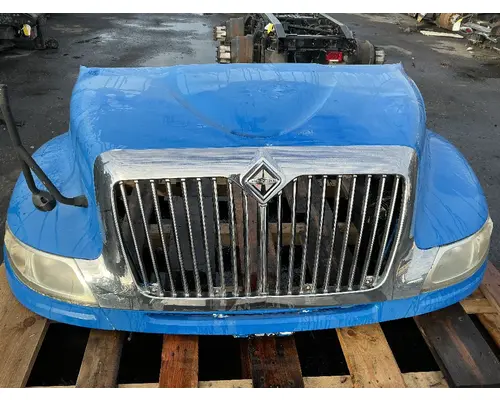 INTERNATIONAL 4400 Hood