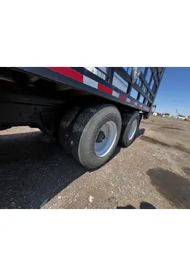 INTERNATIONAL 4400 Hub