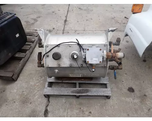 INTERNATIONAL 4400 Hydraulic Tank