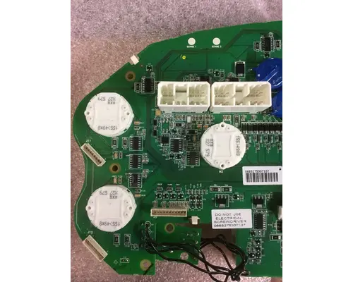 INTERNATIONAL 4400 Instrument Cluster