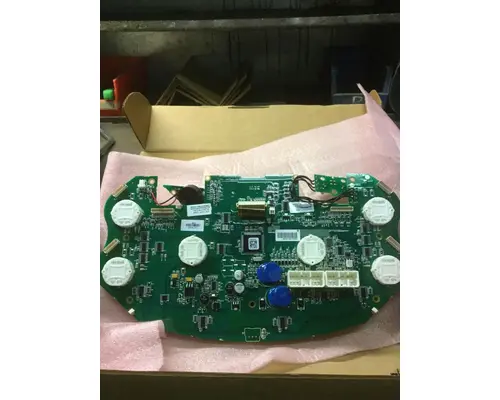 INTERNATIONAL 4400 Instrument Cluster