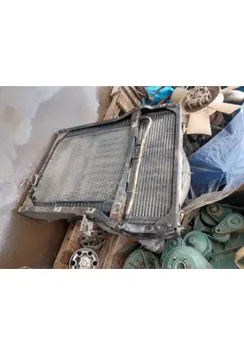 INTERNATIONAL 4400 Intercooler