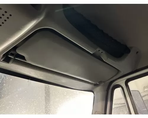 INTERNATIONAL 4400 Interior Sun Visor