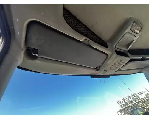 INTERNATIONAL 4400 Interior Sun Visor
