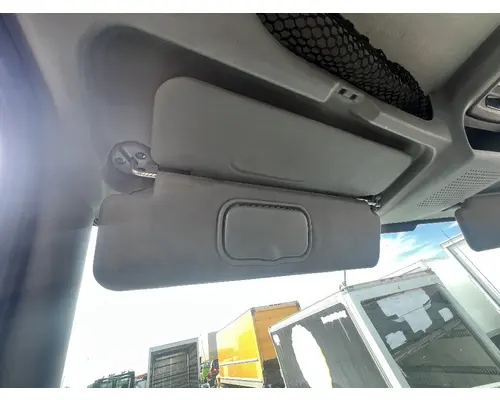 INTERNATIONAL 4400 Interior Sun Visor