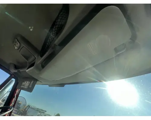 INTERNATIONAL 4400 Interior Sun Visor