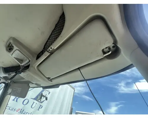 INTERNATIONAL 4400 Interior Sun Visor