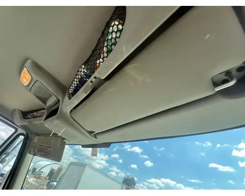 INTERNATIONAL 4400 Interior Sun Visor