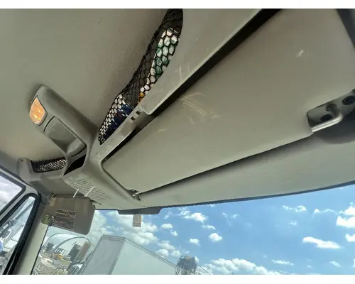 INTERNATIONAL 4400 Interior Sun Visor
