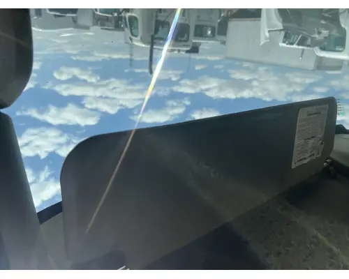 INTERNATIONAL 4400 Interior Sun Visor