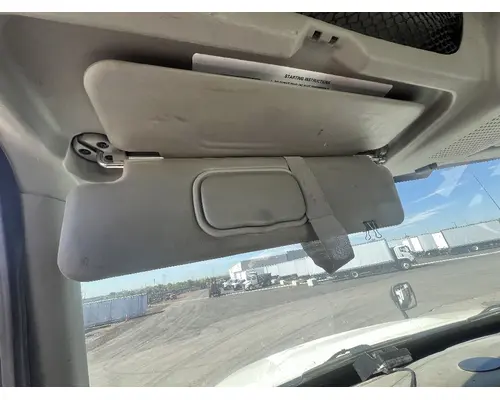INTERNATIONAL 4400 Interior Sun Visor
