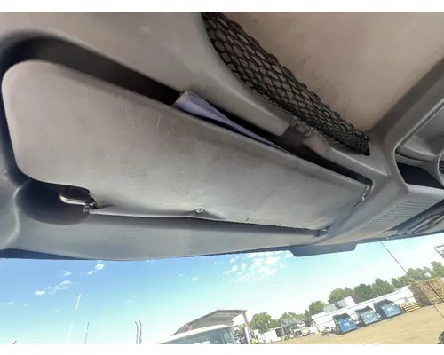 INTERNATIONAL 4400 Interior Sun Visor