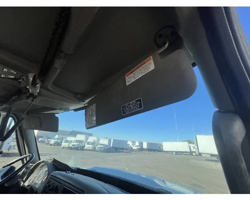 INTERNATIONAL 4400 Interior Sun Visor