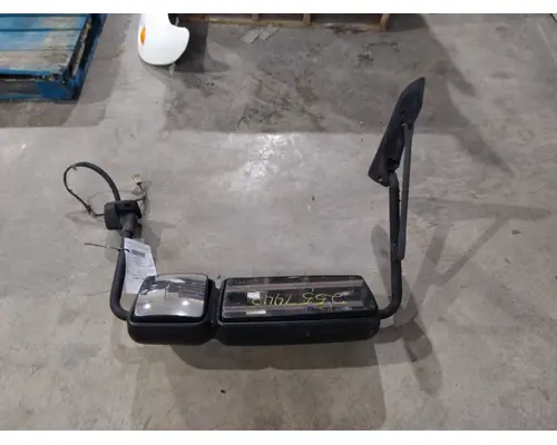 INTERNATIONAL 4400 MIRROR ASSEMBLY CABDOOR