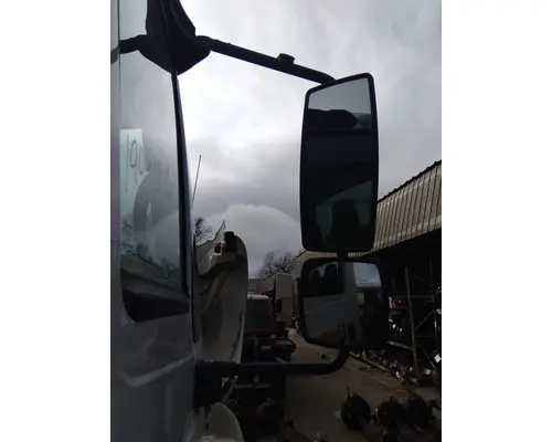 INTERNATIONAL 4400 MIRROR ASSEMBLY CABDOOR