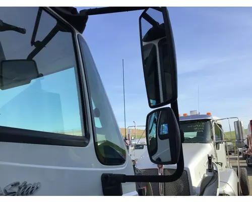 INTERNATIONAL 4400 MIRROR ASSEMBLY CABDOOR