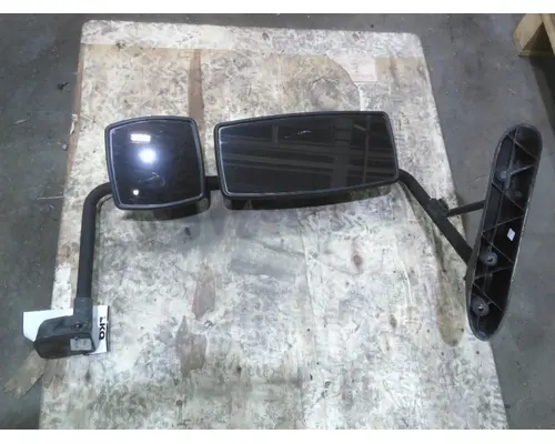 INTERNATIONAL 4400 MIRROR ASSEMBLY CABDOOR