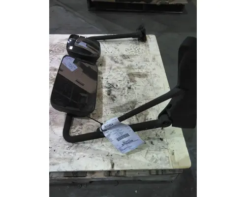 INTERNATIONAL 4400 MIRROR ASSEMBLY CABDOOR