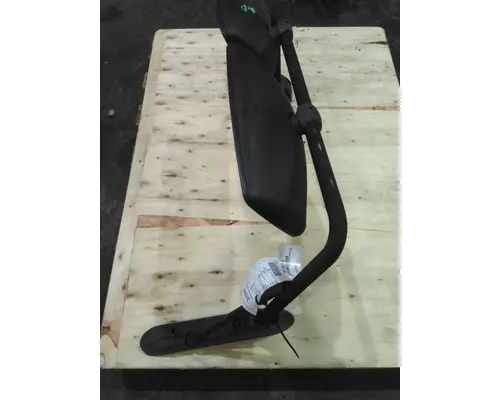 INTERNATIONAL 4400 MIRROR ASSEMBLY CABDOOR