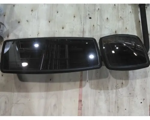 INTERNATIONAL 4400 MIRROR ASSEMBLY CABDOOR