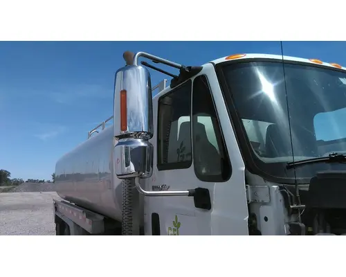 INTERNATIONAL 4400 MIRROR ASSEMBLY CABDOOR