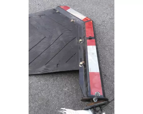 INTERNATIONAL 4400 MUD FLAP HANGER