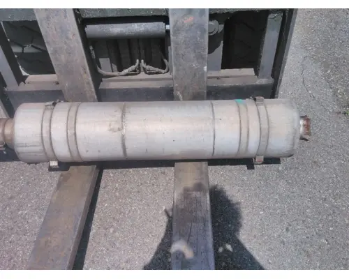 INTERNATIONAL 4400 MUFFLER